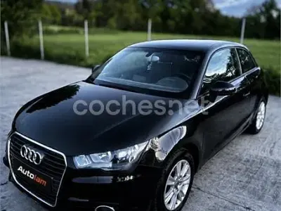 Usado Audi A1 Attraction 90 CV (66 kW) 2012 Negro Utilitario