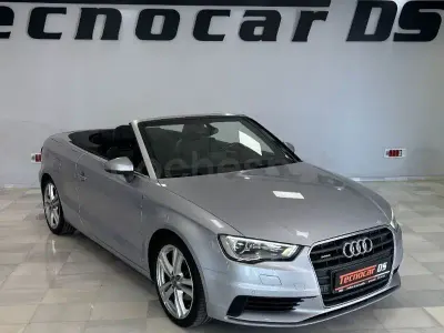Usado Audi A3 Cabriolet Ambiente 150 CV (110 kW) 2014 Gris / plata Descapotable