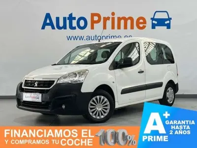Usado Peugeot TePee Access 75 CV (55 kW) 2017 Blanco Van