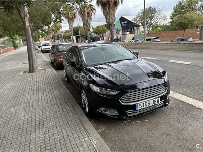 Usado Ford Mondeo ST-Line 150 CV (110 kW) 2015 Negro Berlina
