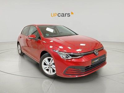 Usado VW Golf VIII Life 110 CV (80 kW) 2024 Rojo Berlina