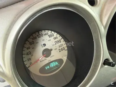 Usado Chrysler PT Cruiser Clasic 115 CV (84 kW) 2004 Gris / plata Monovolumen