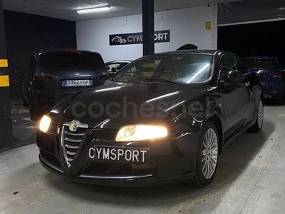 Negro Usado 2006 Alfa Romeo GT Distinctive Coupe | 5290 € (Precio justo)