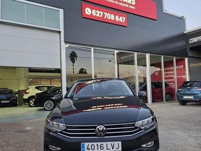 Usado VW Passat 122 CV (89 kW) 2022 Negro Familiar