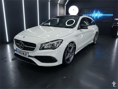Usado Mercedes CLA200 Shooting Brake AMG line 136 CV (100 kW) 2017 Blanco Familiar