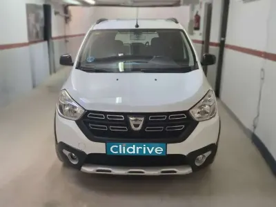 Usado Dacia Lodgy 109 CV (80 kW) 2020 Blanco Monovolumen