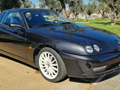 Usado Alfa Romeo GTV 165 CV (121 kW) 2004 Negro Coupe