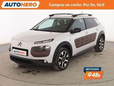 Usado Citroën C4 Cactus Feel 82 CV (60 kW) 2016 Blanco Utilitario