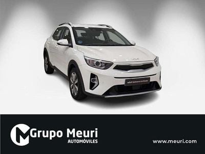 Usado Kia Stonic Plus 120 CV (88 kW) 2022 Blanco SUV