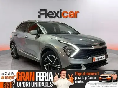 Käytetty Kia Sportage 160 HP (117 kW) 2024 Harmaa Katumaasturi