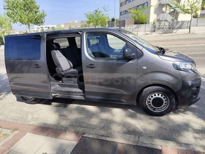 Usado Peugeot Traveller Business-Line 115 CV (84 kW) 2018 Gris / plata Monovolumen