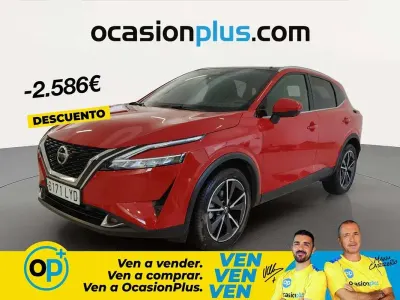 Usado Nissan Qashqai Tekna 158 CV (116 kW) 2022 Rojo SUV