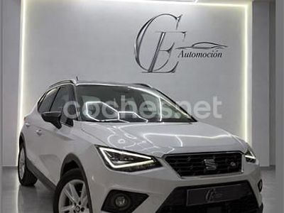 Usado Seat Arona FR 115 CV (84 kW) 2019 Blanco SUV