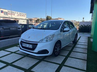 Usado Peugeot 208 Access 75 CV (55 kW) 2016 Blanco Utilitario