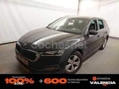 Negro Usado 2020 Skoda Octavia Ambition Familiar | 16.450 € (Precio justo)