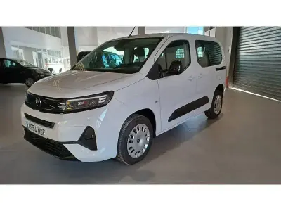 Usado Opel Combo Business Edition 102 CV (75 kW) 2024 Blanco Monovolumen