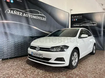 Usado VW Polo R-line 95 HP (69 kW) 2018 Branco Citadino