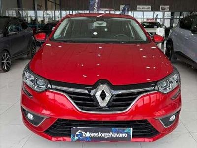 Usado Renault Mégane IV Business 116 CV (85 kW) 2019 Rojo Utilitario