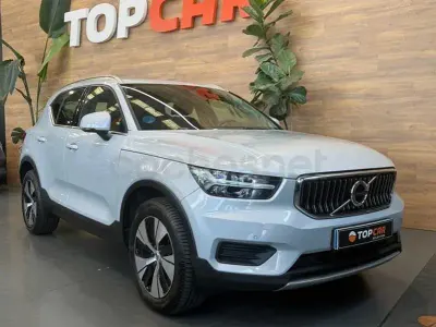 Usado Volvo XC40 Inscription 262 CV (192 kW) 2021 Gris / plata SUV