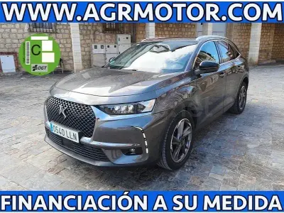 Usado DS Automobiles DS7 Crossback 130 CV (95 kW) 2021 Gris / plata SUV