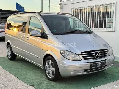 Usado Mercedes Viano 204 CV (150 kW) 2011 Gris / plata Monovolumen