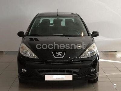 Usado Peugeot 206+ 70 CV (51 kW) 2010 Negro Utilitario
