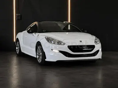 Usado Peugeot RCZ 156 CV (114 kW) 2013 Blanco Coupe