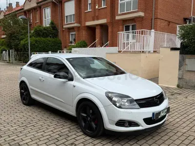 Usado Opel Astra GTC