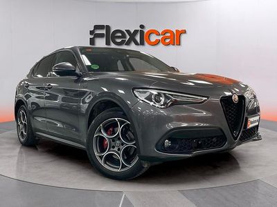 Usado Alfa Romeo Stelvio Sprint 190 CV (139 kW) 2021 Gris SUV