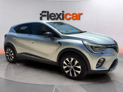 Käytetty Renault Captur Techno 91 HP (66 kW) 2022 Harmaa Katumaasturi