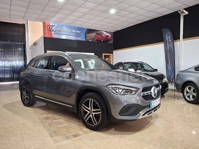 Gris / plata Usado 2020 Mercedes GLA200 SUV | 32.900 € (Precio justo)