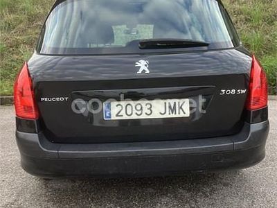 Usado Peugeot 308 SW Access 92 CV (67 kW) 2012 Negro Familiar
