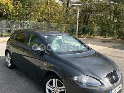 Negro Usado 2012 Seat Leon Style Berlina | 4990 € (Precio justo)