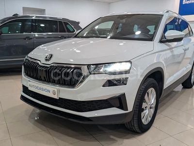 Blanco Usado 2022 Skoda Karoq Ambition SUV | 21.600 € (Caro)