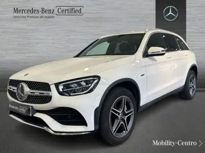 Usado Mercedes GLC300 AMG line 194 CV (142 kW) 2020 Blanco polar  pintura unicolor