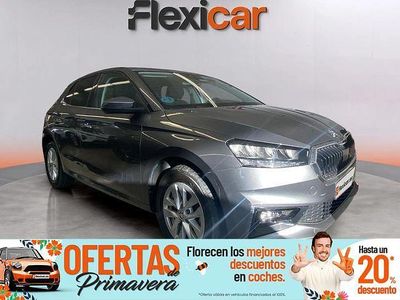 Usado Skoda Fabia Selection 95 CV (69 kW) 2024 Gris Utilitario