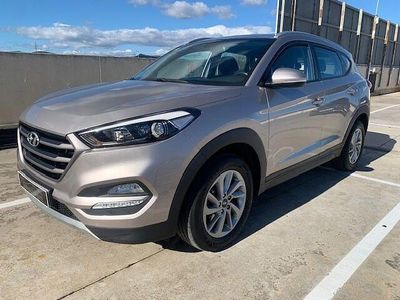 Usado Hyundai Tucson GO! 141 CV (103 kW) 2018 Gris SUV