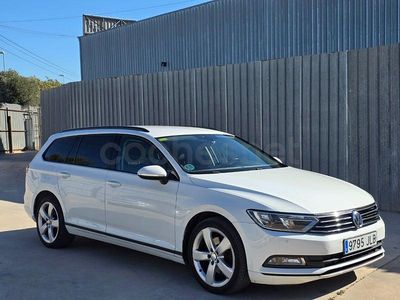 Usado VW Passat 120 CV (88 kW) 2016 Blanco Familiar