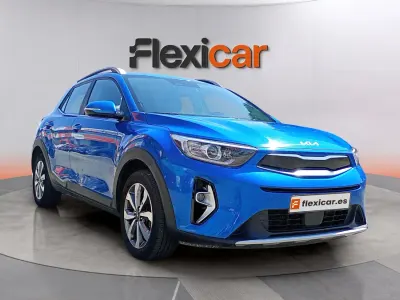 Usado Kia Stonic 101 CV (74 kW) 2024 Azul SUV