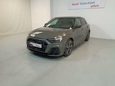 Usado Audi A1 Sportback Black Edition 116 CV (85 kW) 2025 Gris / plata Utilitario
