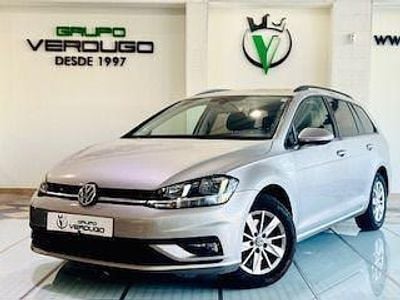 Usado VW Golf VII Advance 115 CV (84 kW) 2019 Beige Familiar