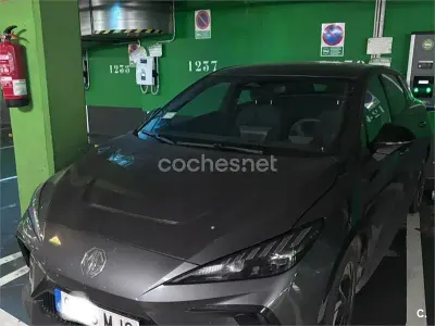 Usado MG MG4 EV 125 kW (170 CV) 2023 Eléctrico Utilitario