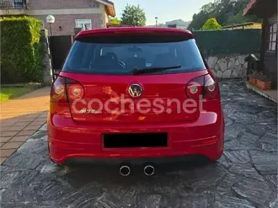 Usado VW Golf IV R 250 CV (183 kW) 2006 Rojo Berlina
