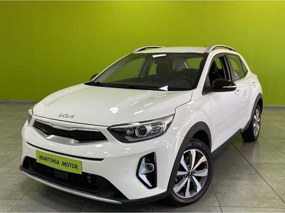 Usado Kia Stonic 100 CV (73 kW) 2023 Blanco SUV