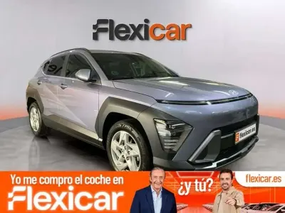 Usado Hyundai Kona 120 CV (88 kW) 2024 Gris SUV