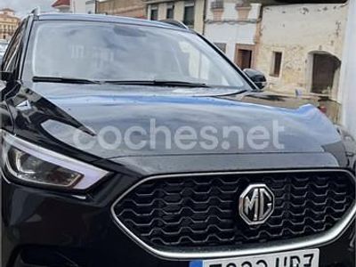 Käytetty MG ZS Comfort 106 HP (77 kW) 2024 Musta Katumaasturi