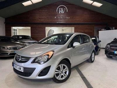Usado Opel Corsa Selective 75 CV (55 kW) 2014 Gris / plata Berlina