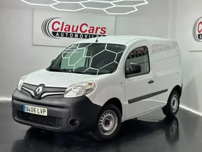 Usado Renault Kangoo 75 CV (55 kW) 2022 Blanco Monovolumen