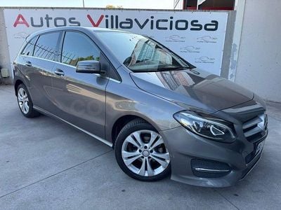 Usado Mercedes B180 Urban 109 CV (80 kW) 2016 Gris / plata Monovolumen
