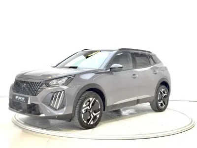 Usado Peugeot 2008 Allure 145 CV (106 kW) 2025 Gris SUV